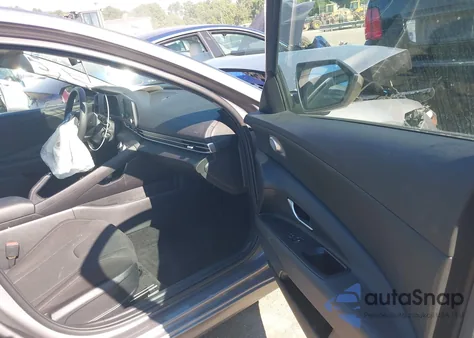 2024 Hyundai Elantra Se z USA, uszkodzony, nr VIN KMHLL4DG1RU758224